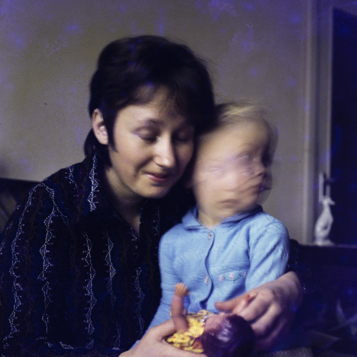 minerva_dn_1972_289_mama_copil_25ani_satu_mare_002