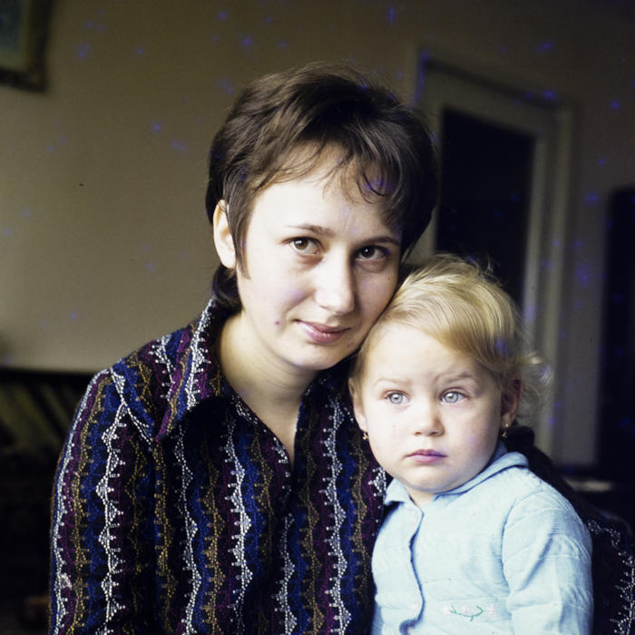 minerva_dn_1972_289_mama_copil_25ani_satu_mare_006