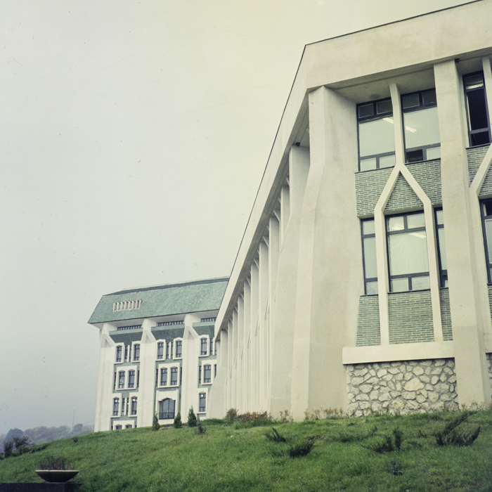 minerva_dn_1972_585_brasov_universitate_003