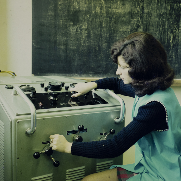 minerva_dn_1972_585_brasov_universitate_012