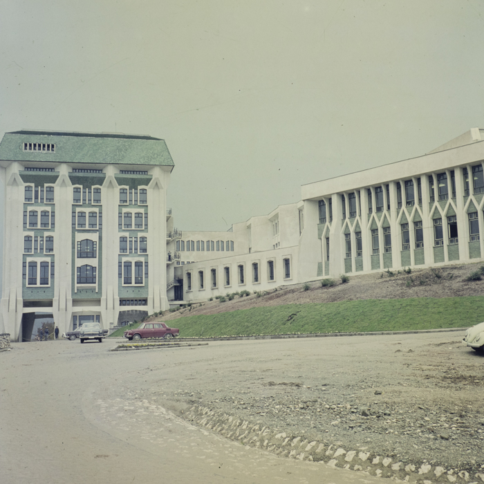 minerva_dn_1972_585_brasov_universitate_017