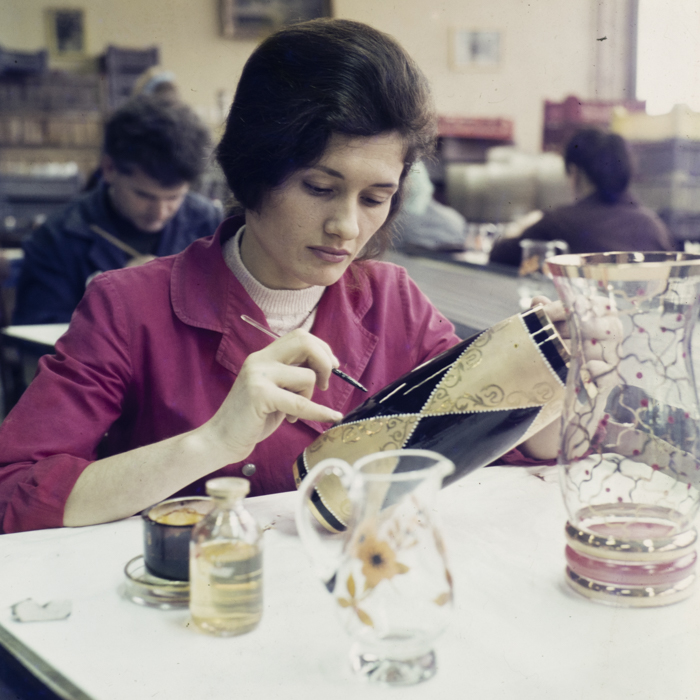 minerva_dn_1972_598_sticla_turda_002