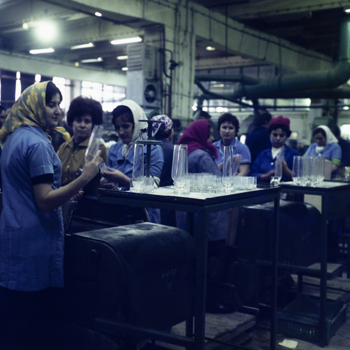 minerva_dn_1972_598_sticla_turda_005