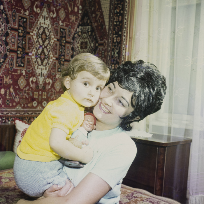 minerva_dn_1973_601_mama_copil_katona_eva_015