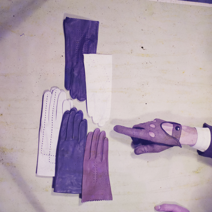 minerva_dn_1973_612_reclama manusi_003