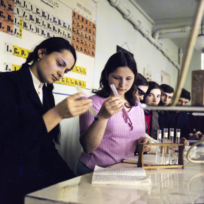 minerva_dn_1973_614_brigada_tinere_clujana_flacara_somesul_cluj_035