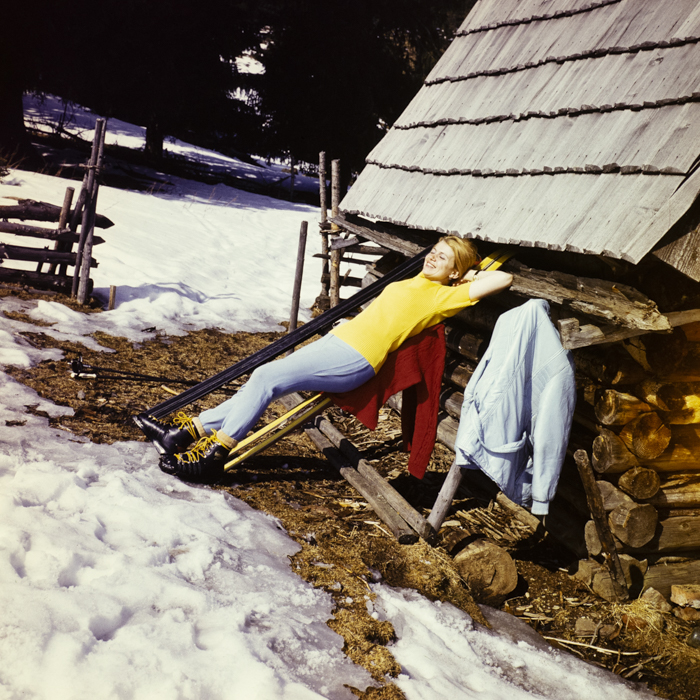 minerva_dn_1973_631_aspecte_baisoara_eva_varga_019