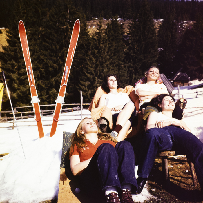 minerva_dn_1973_631_aspecte_baisoara_eva_varga_053