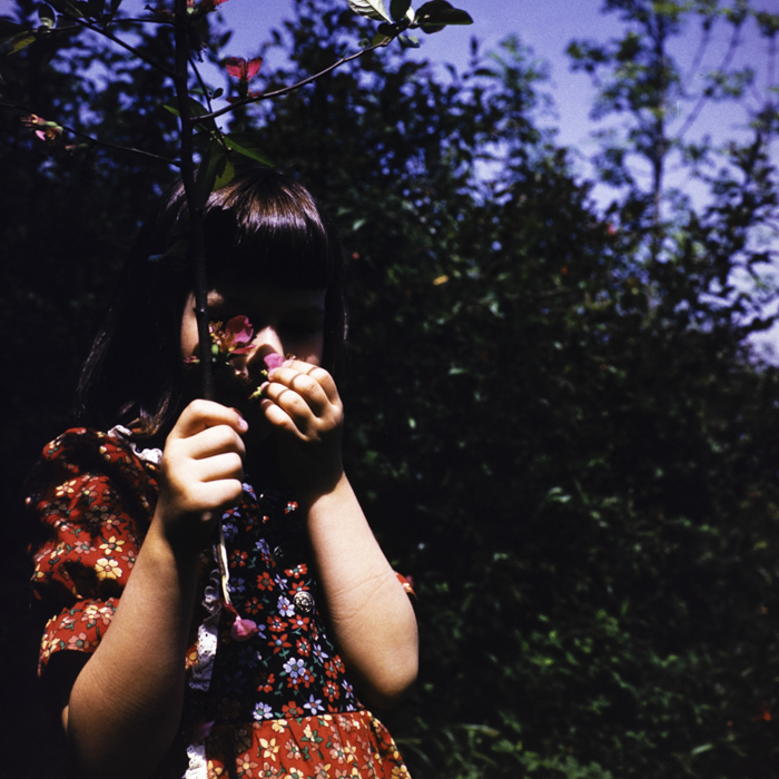 minerva_dn_1973_645_copii_si_flori_norica_rebreanu_lacul_de_la_gilau_eva_varga_008