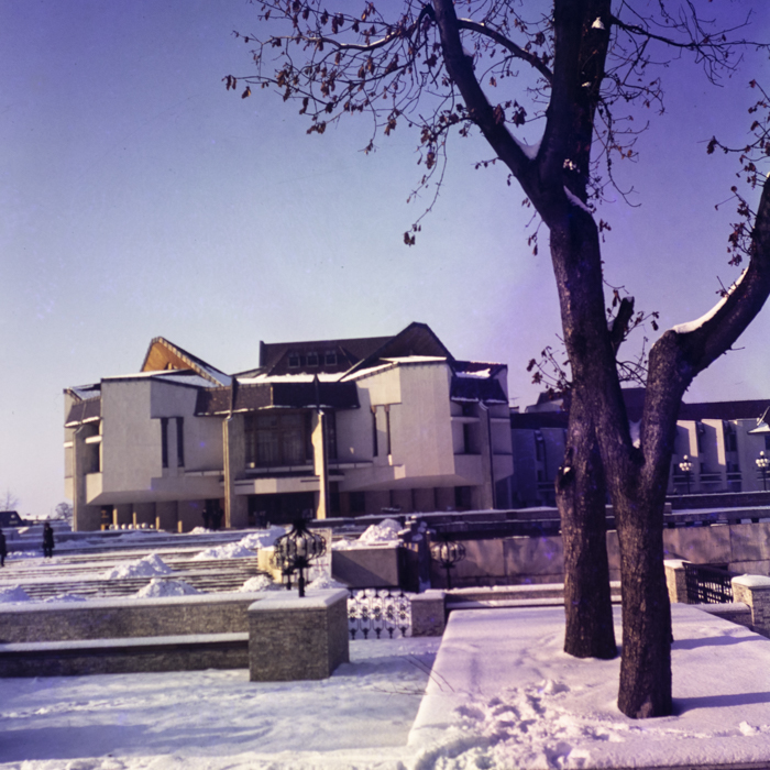 minerva_dn_1974_675_teatru_tergu_mures_003