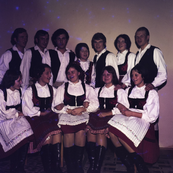 minerva_dn_1974_676_tesaturi_de_mana_calendar_002