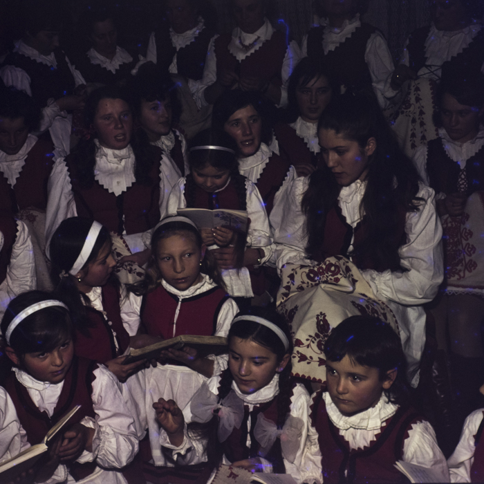 minerva_dn_1974_676_tesaturi_de_mana_calendar_003