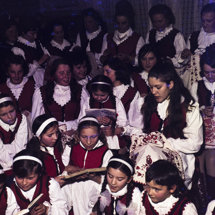 minerva_dn_1974_676_tesaturi_de_mana_calendar_004