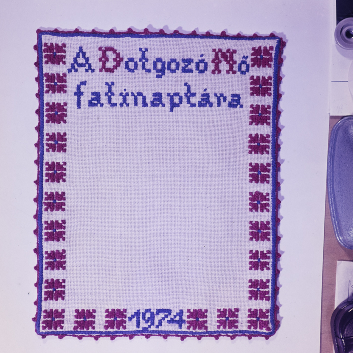 minerva_dn_1974_676_tesaturi_de_mana_calendar_005