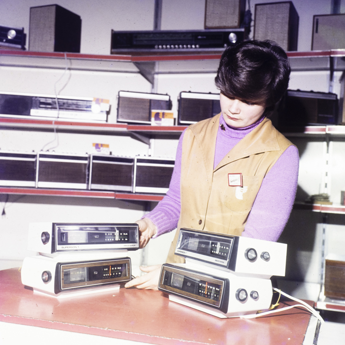 minerva_dn_1974_688_sculptor_szervatiusz_020