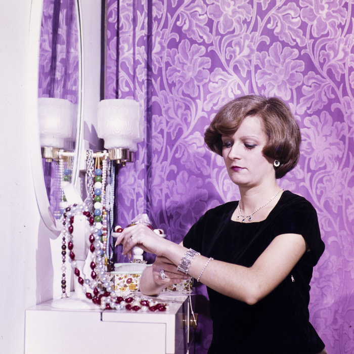 minerva_dn_1976_1981_reclama_bijuterii_001