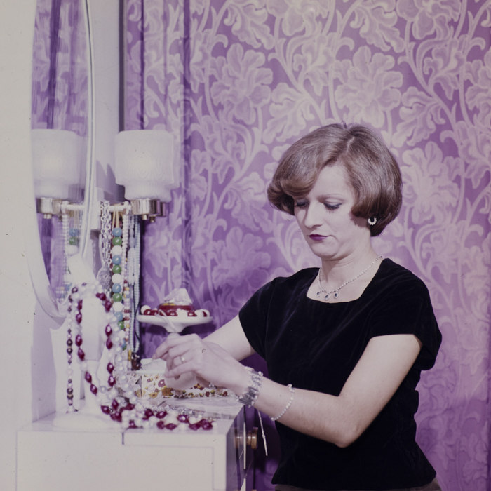 minerva_dn_1976_1981_reclama_bijuterii_004