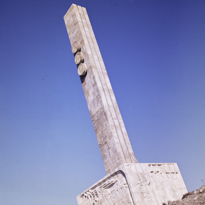 minerva_dn_1976_1984_monument_mihai_viteazu_guruslau_004