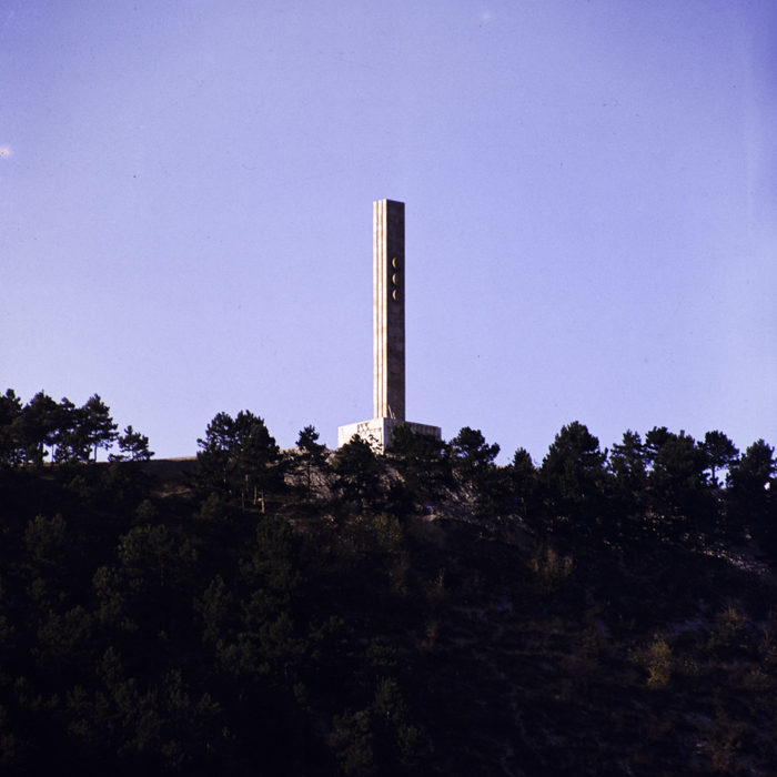 minerva_dn_1976_1984_monument_mihai_viteazu_guruslau_007