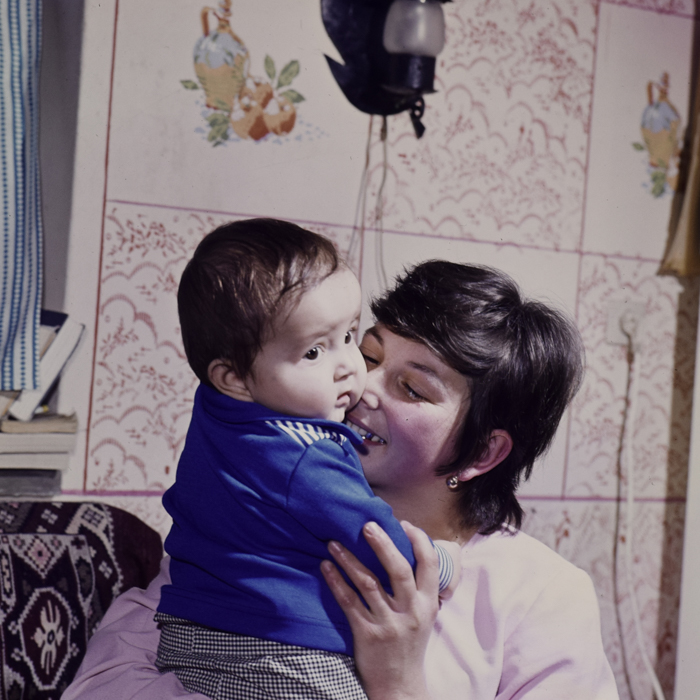 minerva_dn_1976_2001_haina_de_copii_003