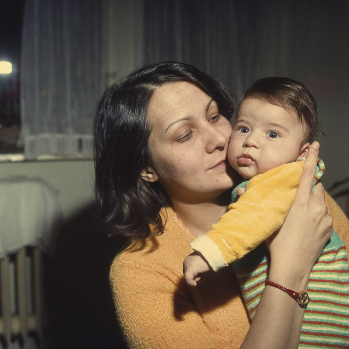 minerva_dn_1977_2008_haina_copil_0011