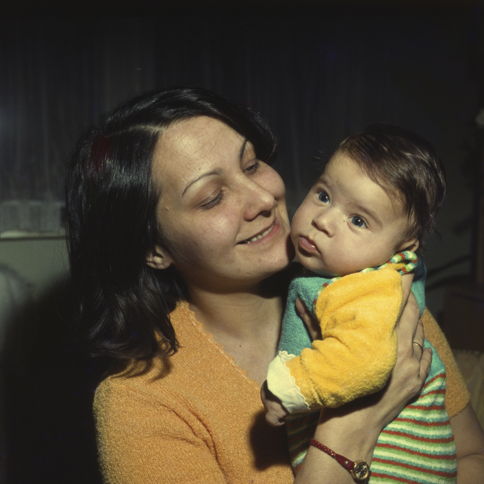 minerva_dn_1977_2008_haina_copil_0012