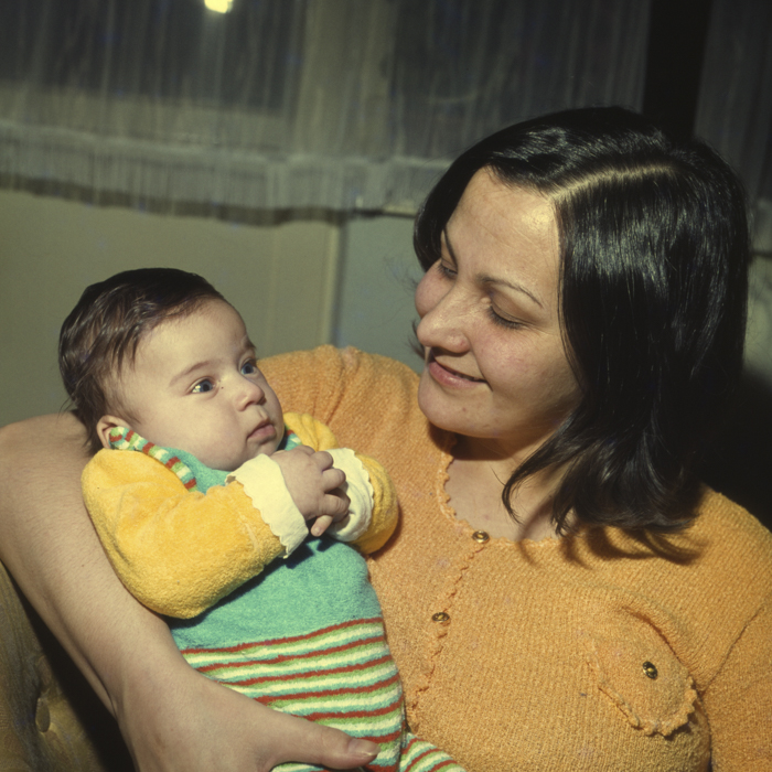 minerva_dn_1977_2008_haina_copil_002