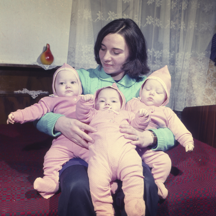 minerva_dn_1977_2011_trei_gemeni_002