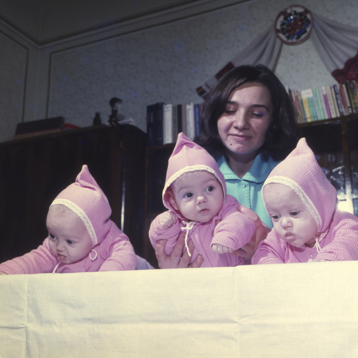 minerva_dn_1977_2011_trei_gemeni_005