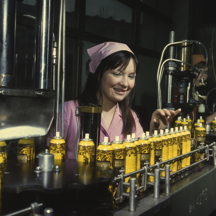 minerva_dn_1977_2016_cosmetice_farmec_010