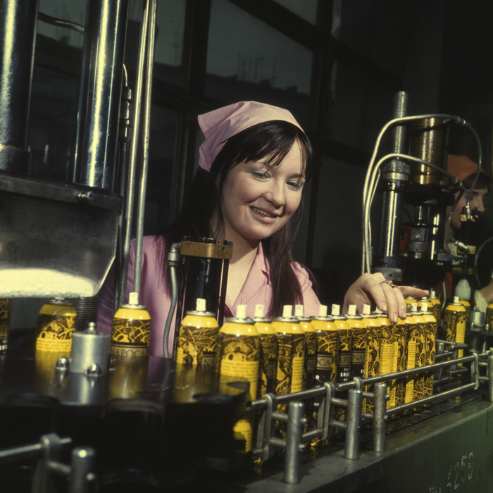 minerva_dn_1977_2016_cosmetice_farmec_011