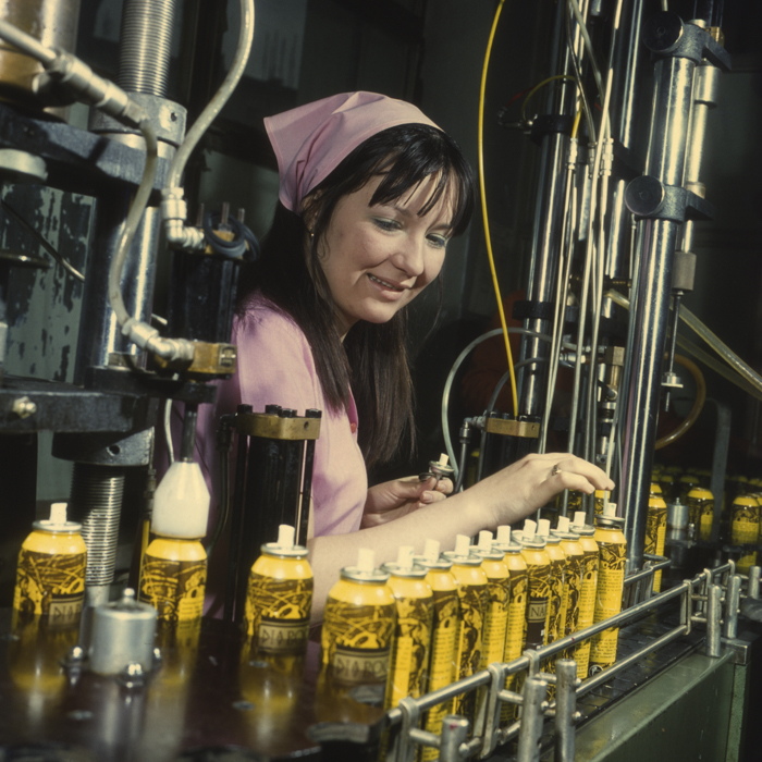 minerva_dn_1977_2016_cosmetice_farmec_022