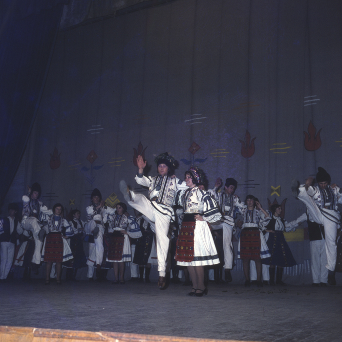 minerva_dn_1977_2221_cantarea_romaniei_baza_judeteana_de_dansuri_cluj_004