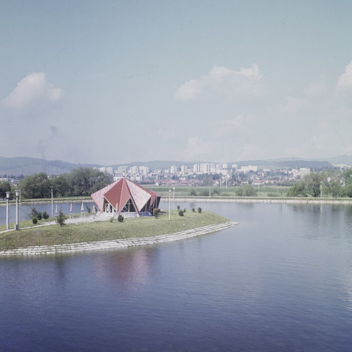 minerva_dn_1977_2233_aspecte_oras_sfantu_gheorghe_001