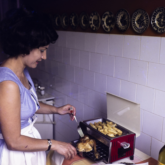 minerva_dn_1977_2239_reclama_gril_001