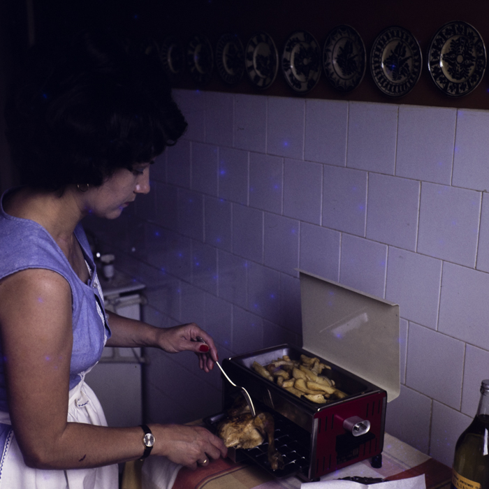 minerva_dn_1977_2239_reclama_gril_010