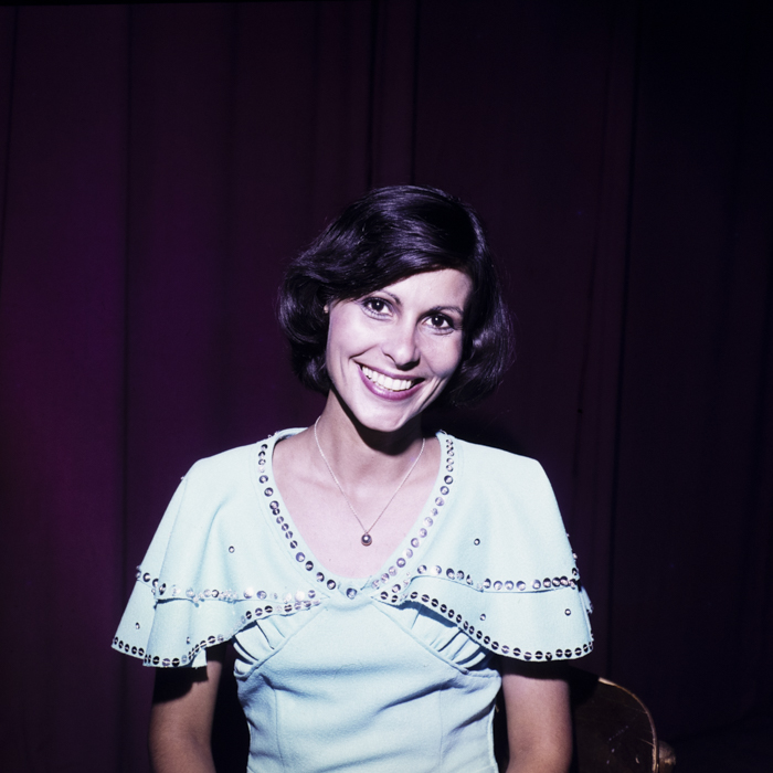 minerva_dn_1977_2264_doina_limbasanu_006