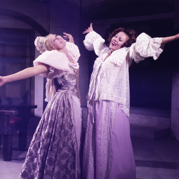 minerva_dn_1977_2272_deputata_ozsvath_022