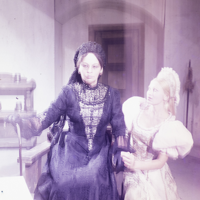 minerva_dn_1977_2272_deputata_ozsvath_026