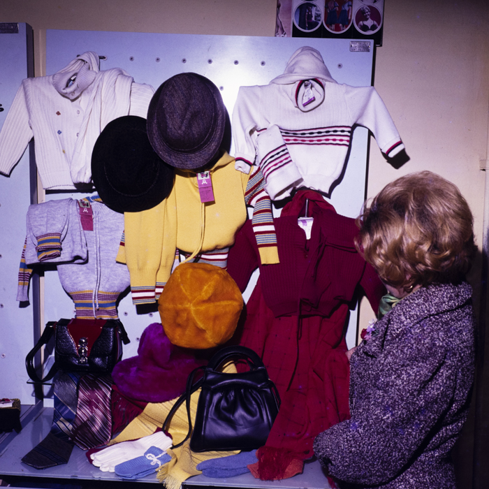 minerva_dn_1977_2283_reclama_cadouri_005