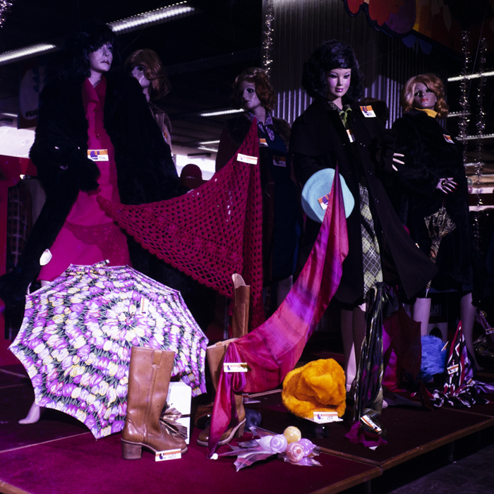 minerva_dn_1977_2295_reclame_comert_001