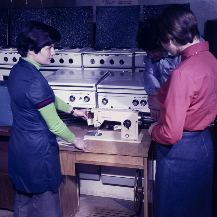 minerva_dn_1978_2330_reclame_001