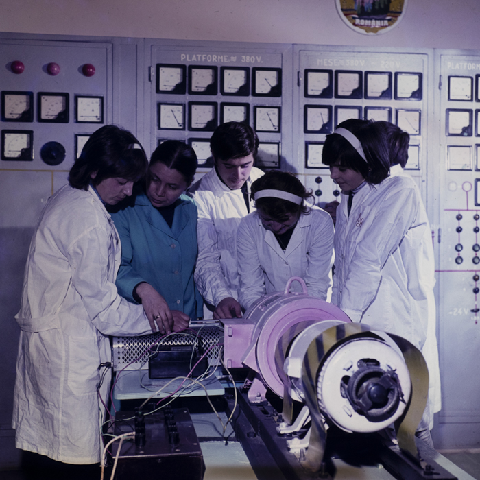 minerva_dn_1979_2388_liceul_energetic_005