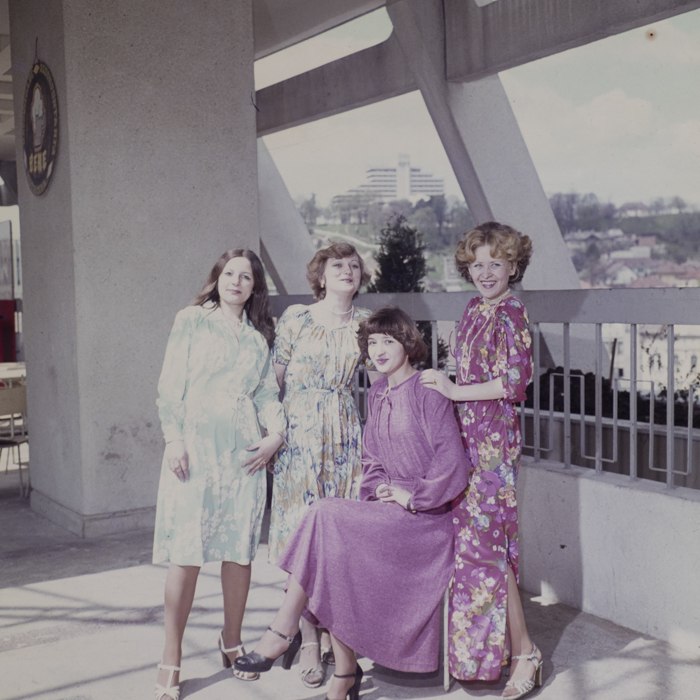 minerva_dn_1979_2395_reclama_confectii_004