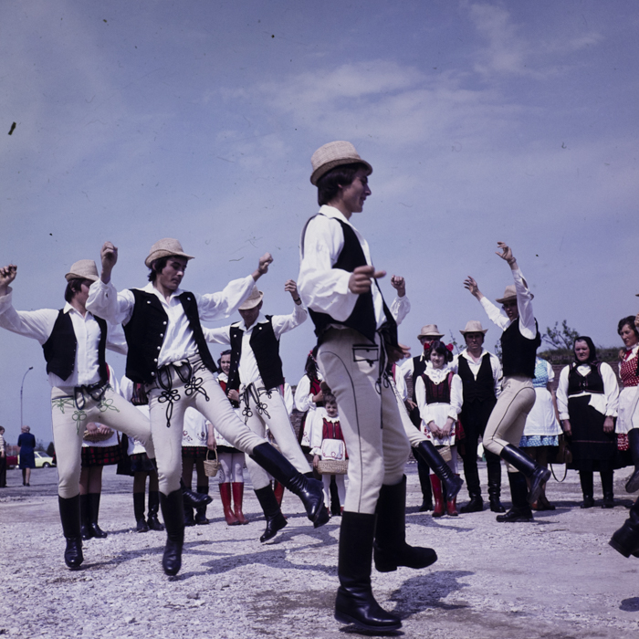 minerva_dn_1979_2406_cantarea_romaniei_002