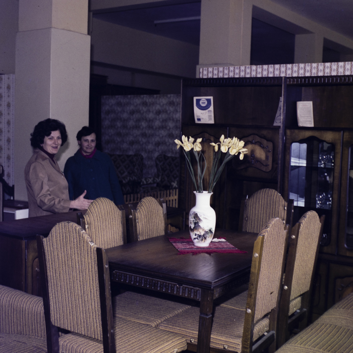 minerva_dn_1979_2417_copil_cu_jucarii_istvan_002