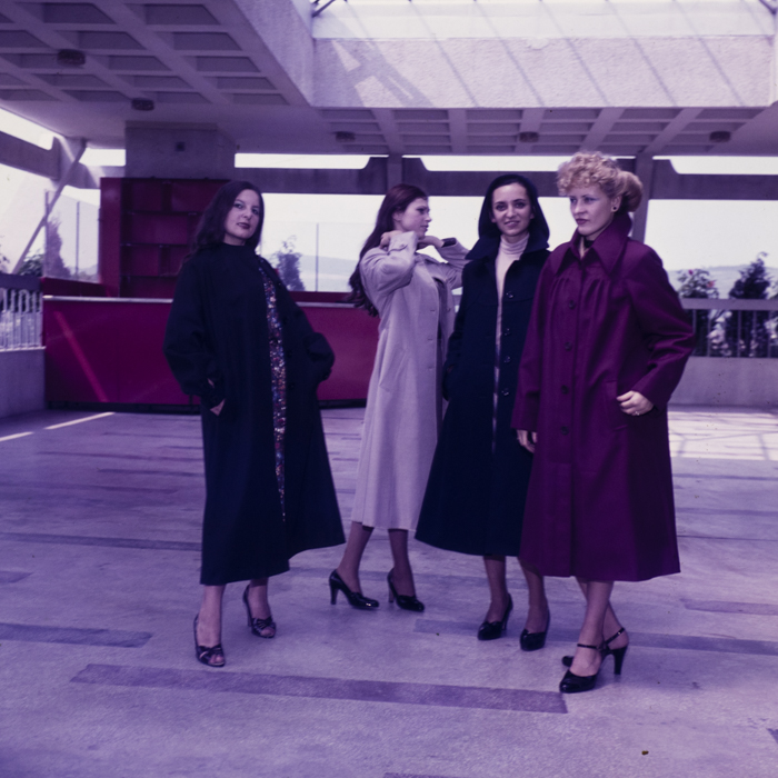 minerva_dn_1979_2419_reclama_confenctii_central_002