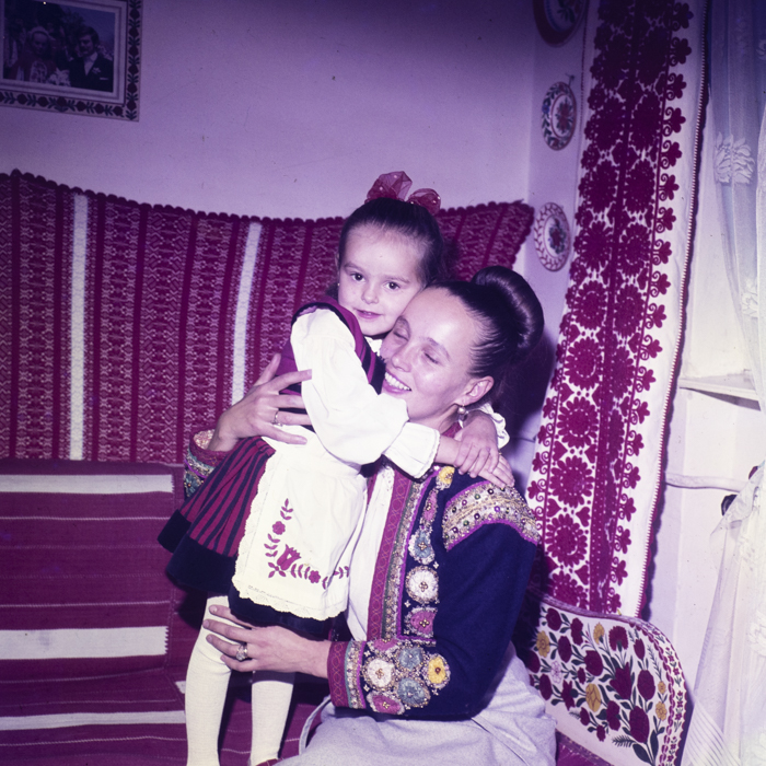 minerva_dn_1979_2445_familia_kovacs_andras_odorhei_002