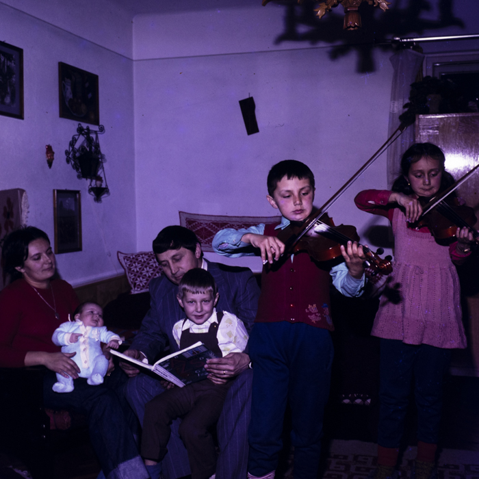 minerva_dn_1980_2464_fam_szocs_vlahuta_001