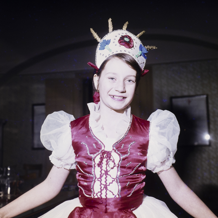 minerva_dn_1981_2535_dansuri_populare_elevi_pleica_002